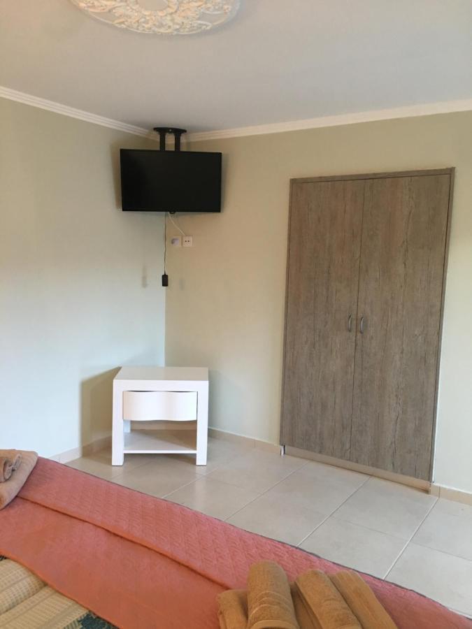 Livadia Studio Paphos Exterior foto